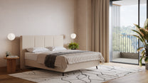 Boxspringbett Prestige von Bruno – in Glory Soft Beige, Vertica-Kopfteil, Füße aus Espresso-Buche