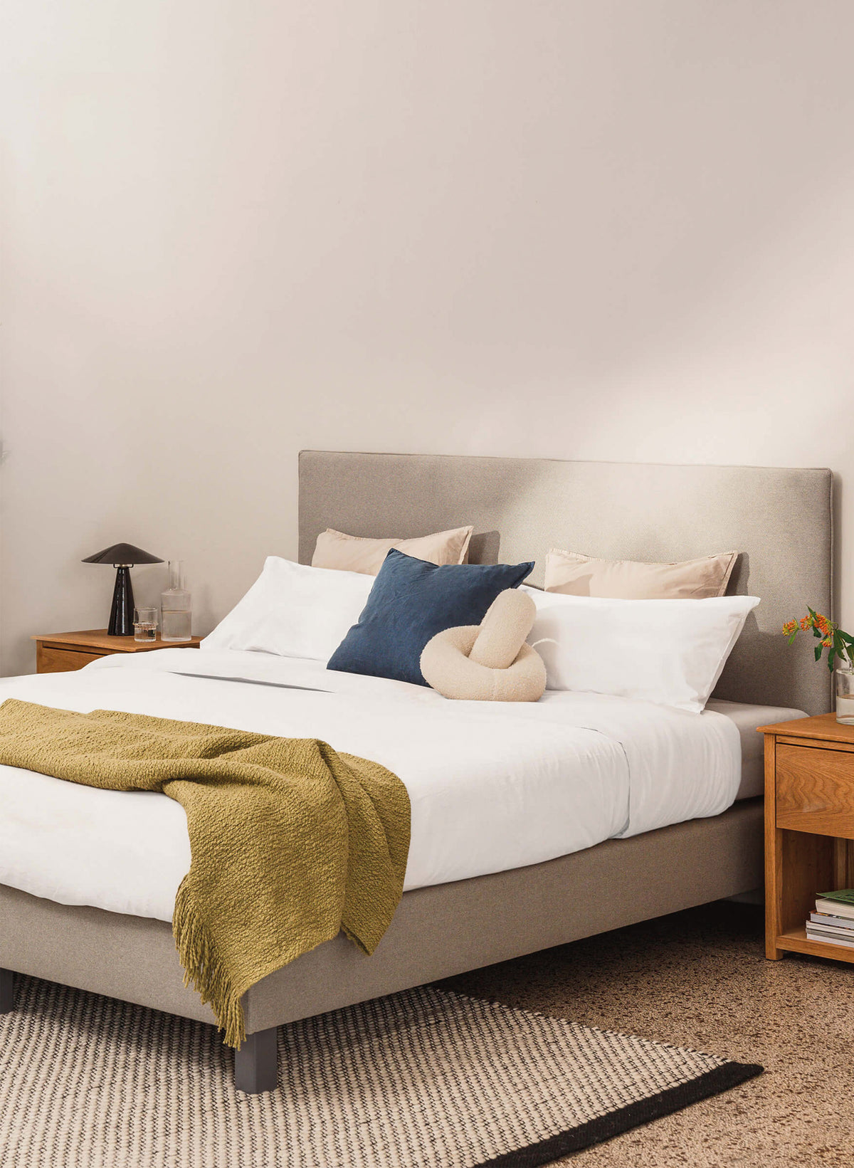 Beige Bettwäsche Set - Kissen 40x80cm, Decke 135x200cm