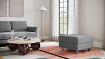 Hocker von Bruno – in Dunkelgrau