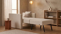 Ausgeklappter Schlafsessel in Glory Soft Beige