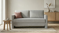 Schlafsofa von Bruno – 140 cm, in Hellgrau, schmale Armlehnen