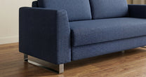 Schlafsofa von Bruno – in Blau, Klassik-Armlehnen, Metallfüße