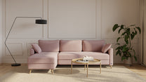 Schlafsofa von Bruno – 160 cm, in Glory Blush, Flow-Armlehnen, Recamiere kurz, linksseitig, Ansicht im Winkel