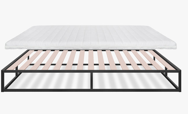 Metallbett mit Lattenrost und Topper